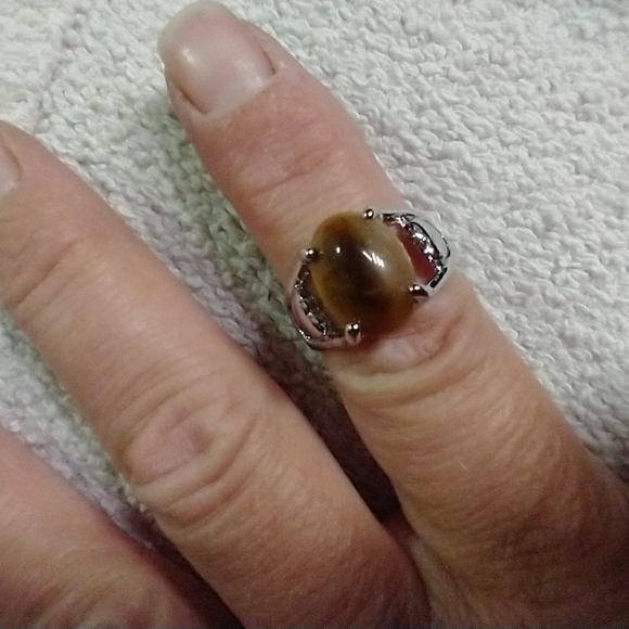 Silvertone tiger 🐅🐯 eye 👁️👀 ring 💍 8 - Picture 1 of 5